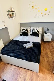 2-Bed Flat, Free Parking, Free Wi-Fi, Sleeps 4, NG7 - 0