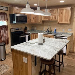 Treasured Moments Tiny Cabin Cottage - 4