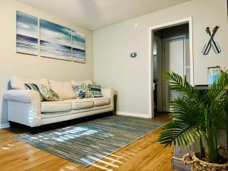 White Sand Getaway steps from Beach - 7