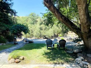 Sequoia Cabin by the River - 0