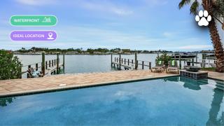 Treasure Trove Buccaneer | Waterfront with a Pool - 9