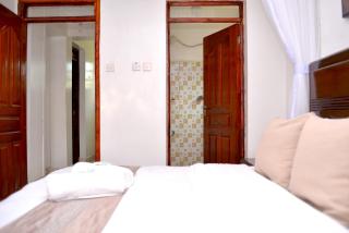 Bomani -2 Tom Mboya Apartment - 6