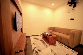 LUMARISE Premium Wayanad Business Hotel - 9