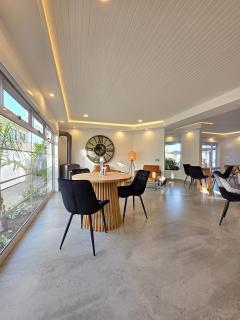 White Cottage Guesthouse - 7