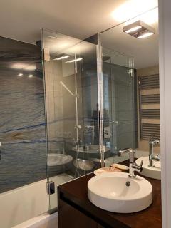 Edelstein Apartments - 4