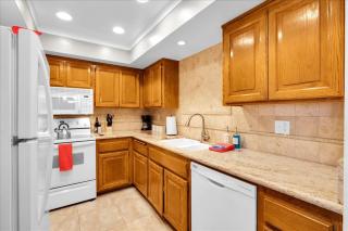 Plaza Villas 571 - 6