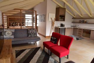 Highlands Retreat Lodge In Highland Gate Golf and Trout Estate - 4