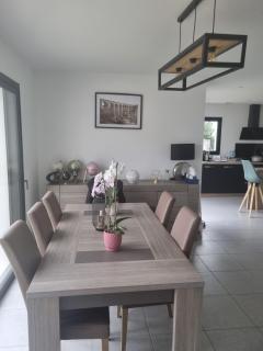 Modern house, comfort and decor 5 people - 2