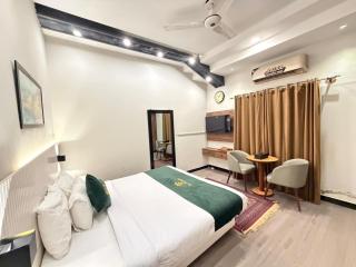 The Minimalist F-7 Markaz - 2