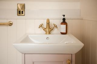 Briar Cottage Near Historic Berwick and Beaches - 3