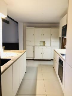 Maison MidCentury chaleureuse proche centre-ville - 1