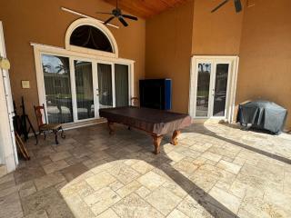 Miami Mansion for Groups Sleeps 12 - 8