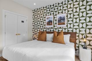 Sisters' Solstice - Mountain view, Hot tub & Sauna - 6