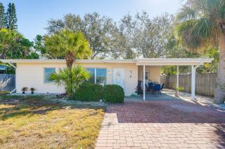 Walk to Sand and Sun! Breezy Indian Rocks Beach Home - 7