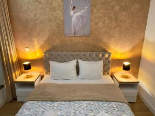 Belgrade Waterfront River & City View Apartment - 3