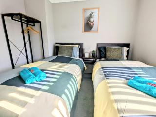 Castleford nest 3 bed driveway 2 Free Parking 6ppl - 8