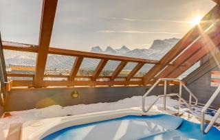 Cloud Nine - Stunning Views Rooftop Hot Tub - 8