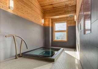 Cloud Nine - Stunning Views Rooftop Hot Tub - 1