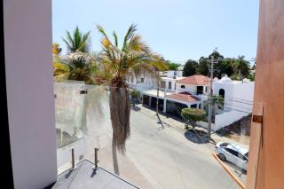 Acogedor departamento con balcon y alberca en roof - 5