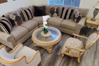 Family Home with Hot Tub! 2 Mi to Dtwn Riverside - 5