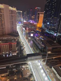 Aura Studio at MGM Signature FREE Valet Parking - 8