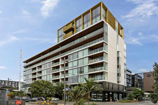 QV Stays Waterview Living in Wynyard Quarter 2 Bed - 8