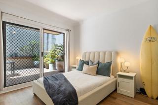 Spacious Bondi Studio With Large Private Terrace - 9