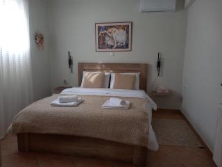 GAIA HOUSE-Trikala - 8
