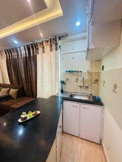 Mini cinema 1 bed Apartment Al Qamar Heights - 2
