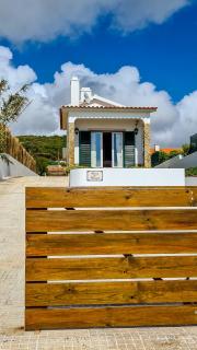 Villa over the Ocean in Magoito-Sintra - 0