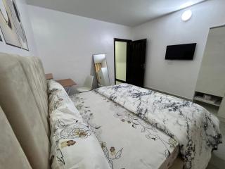 GRA Ikeja Lagos Luxury-Furnished 1BR Apartment, Family Friendly, 24hrs Eletric, WiFi - 2