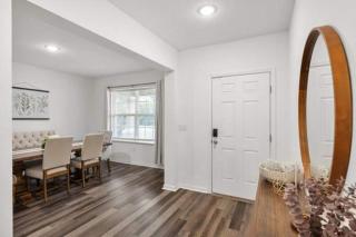 Spacious Springhill Family Getaway - 6