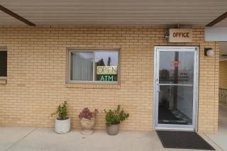 Canton Inn By OYO - 8