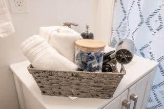 Beverly Apartments - 5