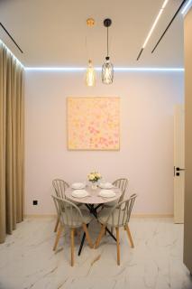 2BR Parkwood residence premium apartment - 0