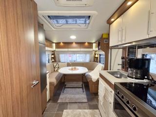 Unique Caravan Stay, Nordic sauna, parking & wifi - 9