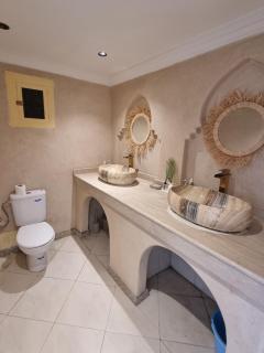 Moroccan Charming Stylish 3Br Entire Duplex Appartment - 8