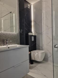 Bronowicka invest - Free parking w budynku - 9