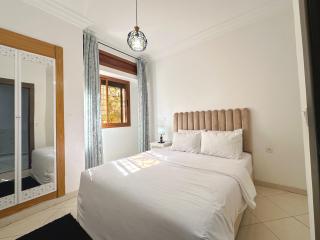 Appartement Plage à vos pieds, gare à 5 min et parking gratuit - 9