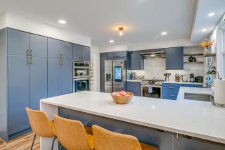 Upscale Family Retreat Near DC and Georgetown! - 7