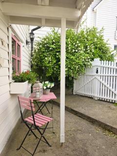 Sjarmerende perle med utsikt mot fjorden - 8