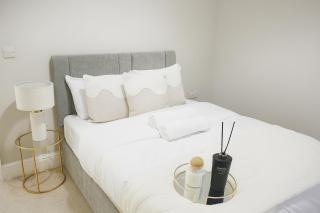 The Luxe Apartment - 2