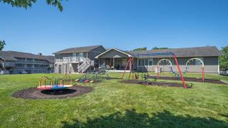 Lakeview: Fireplace, Pool & Kid-Friendly Fun - 5