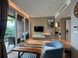 Beachfront Bliss Luxury 1BR Condo Phuket VVPHU50 2 - 0
