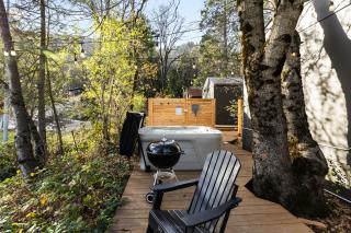 Cave Springs Resort - 4