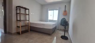 Prehenn Beach House com Piscina - 1