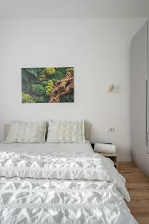 Sika Buzz Premium Apartment-New on Booking! - 2