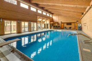 Courts, Pool and Game Room Luxe Long Lake Estate! - 0