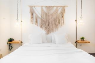 Boho Style 1BR AptSea View 1Min To Beach W&D - 8