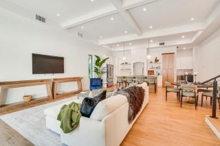 3,200-Sq-Ft Hideaway 5 Mi to Downtown Sarasota! - 8